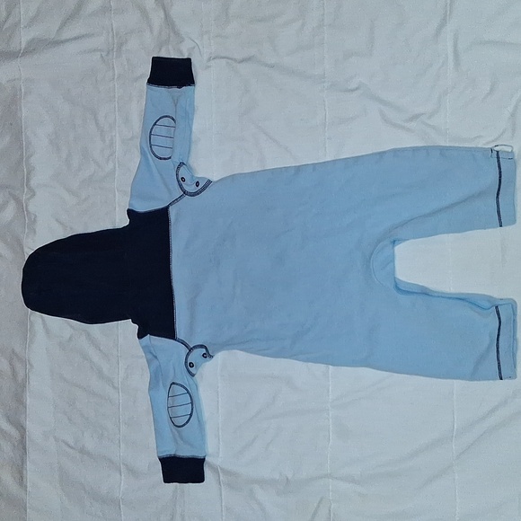 Baby Gap Hoodie Bodysuit - Picture 9 of 9